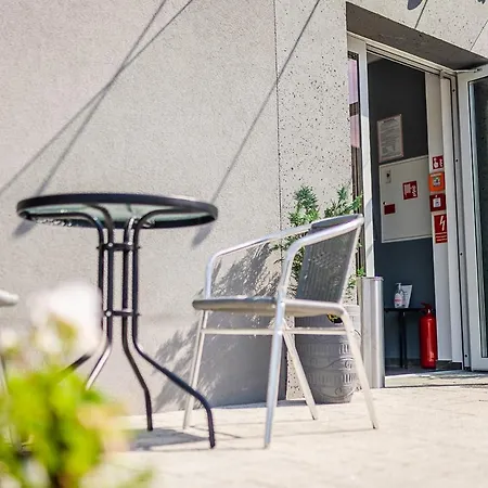 Polnocna 61 ホステル