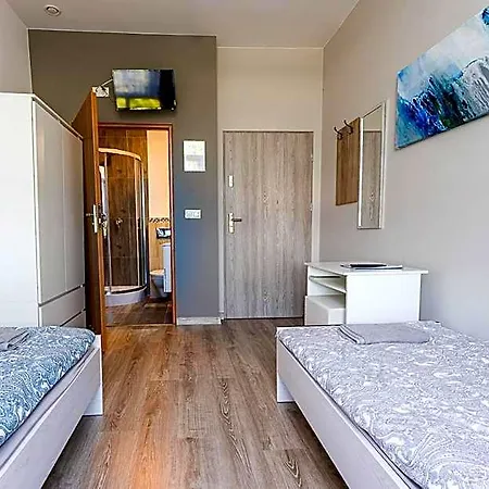 Auberge de jeunesse Polnocna 61 *