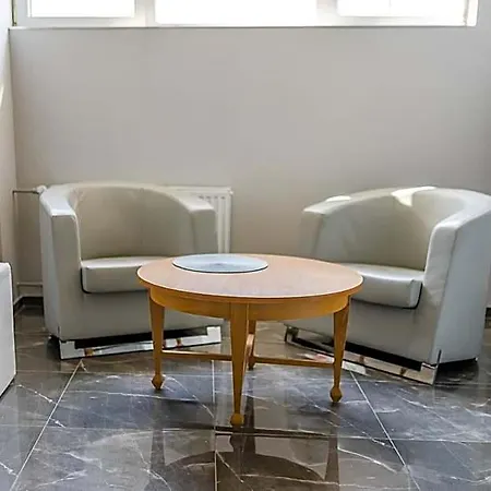 Auberge de jeunesse Polnocna 61 *